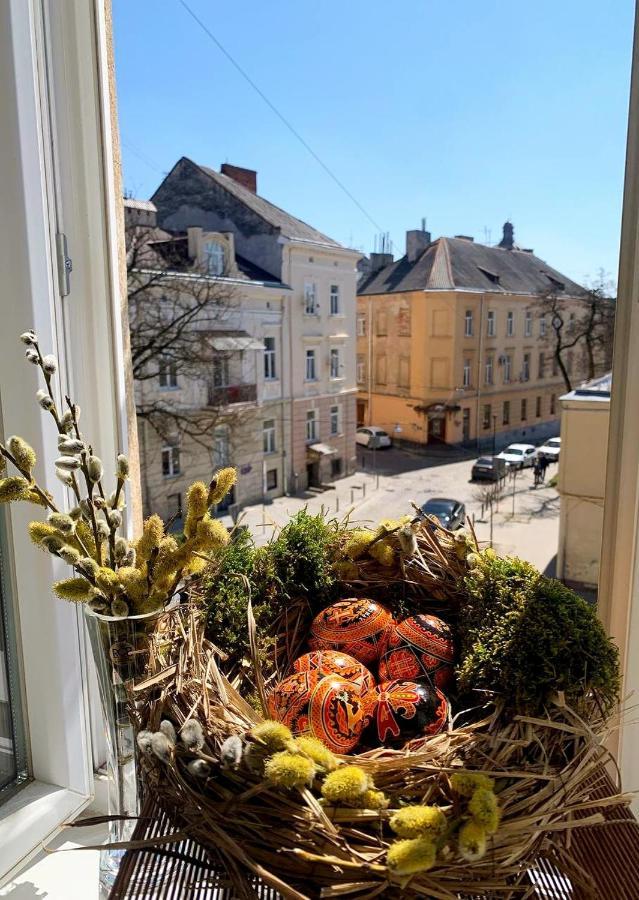 Homey Apartment On Vicheva Str. Lviv Exterior photo